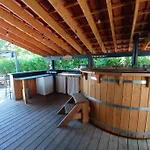 Maison Piscine Chauffée Et à Hébergement de vacances Andernos-les-Bains